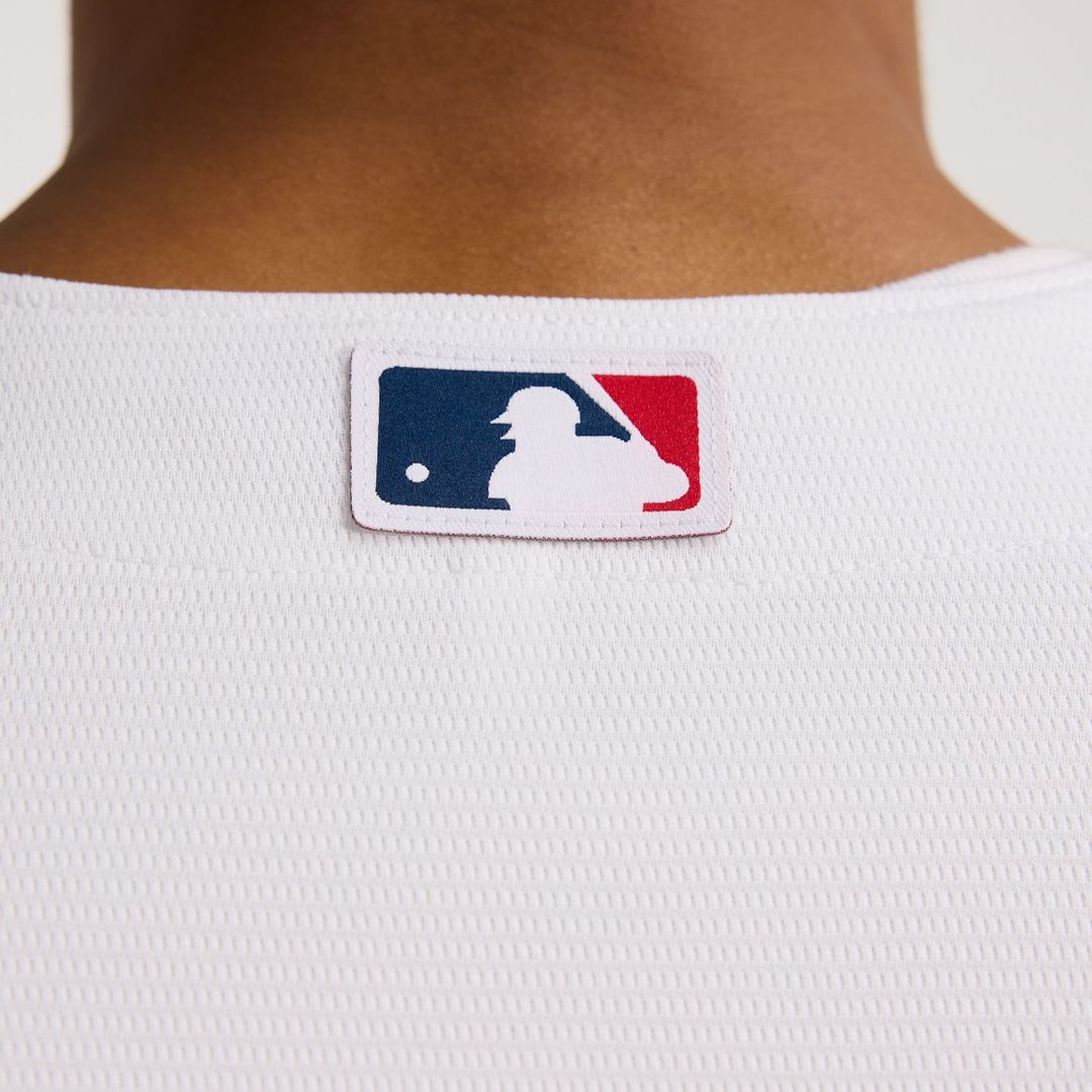 Minnesota Twins Nike Alternate Replica Team Logo Jersey - Navy