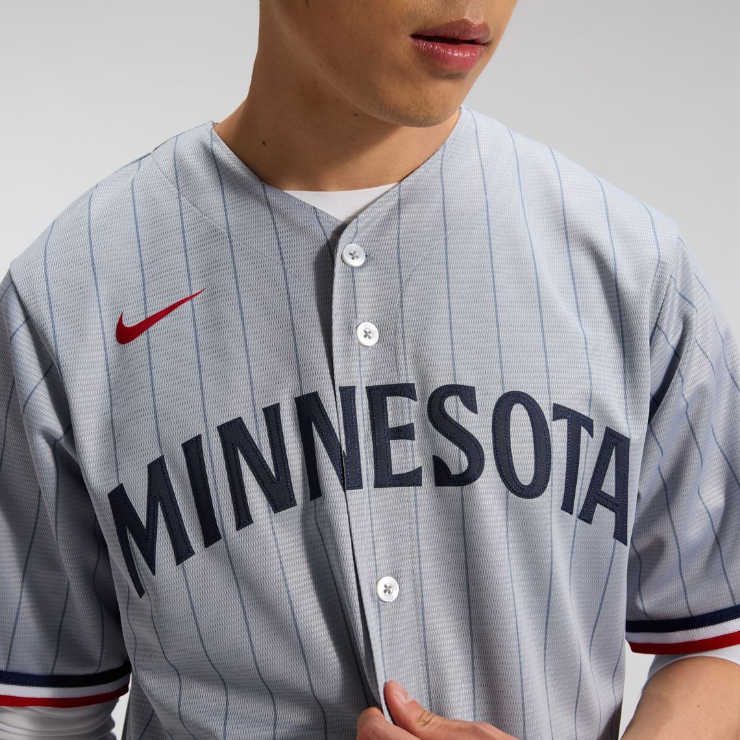 Minnesota Twins Nike Alternate Replica Team Logo Jersey - Navy