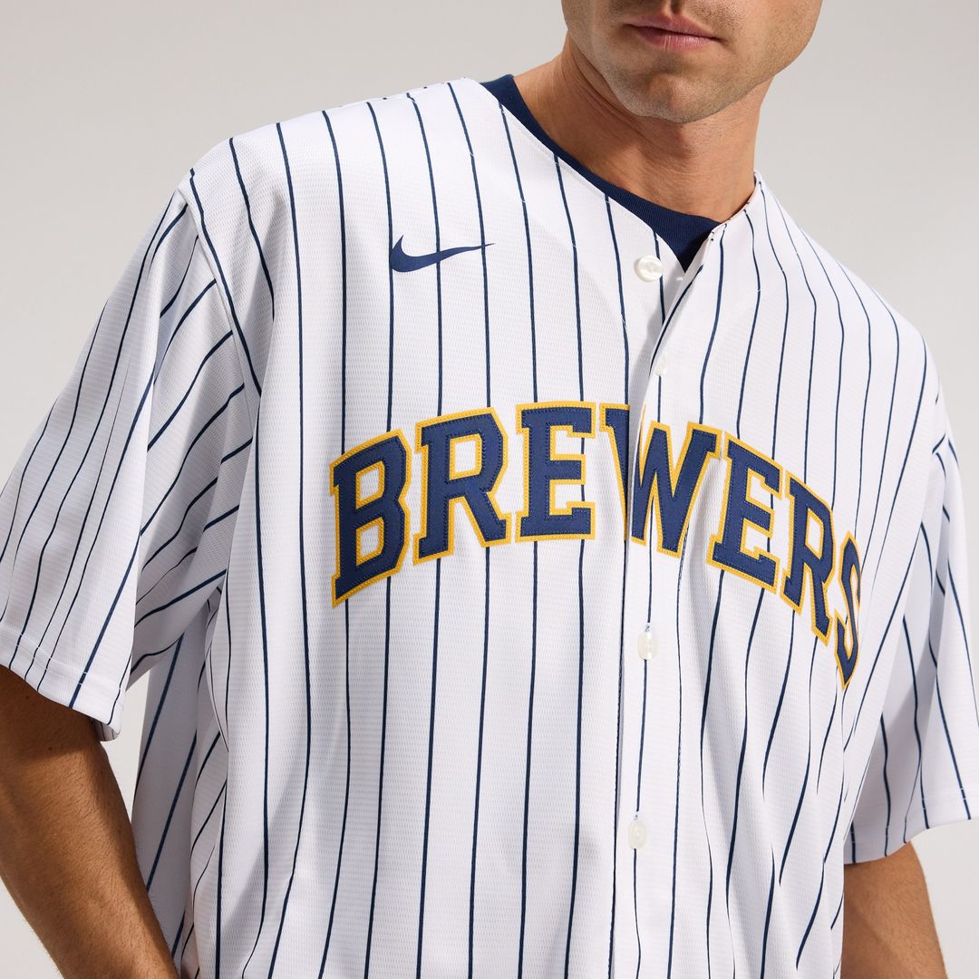 Christian Yelich Milwaukee Brewers Nike Alternate Replica Player Jersey - White