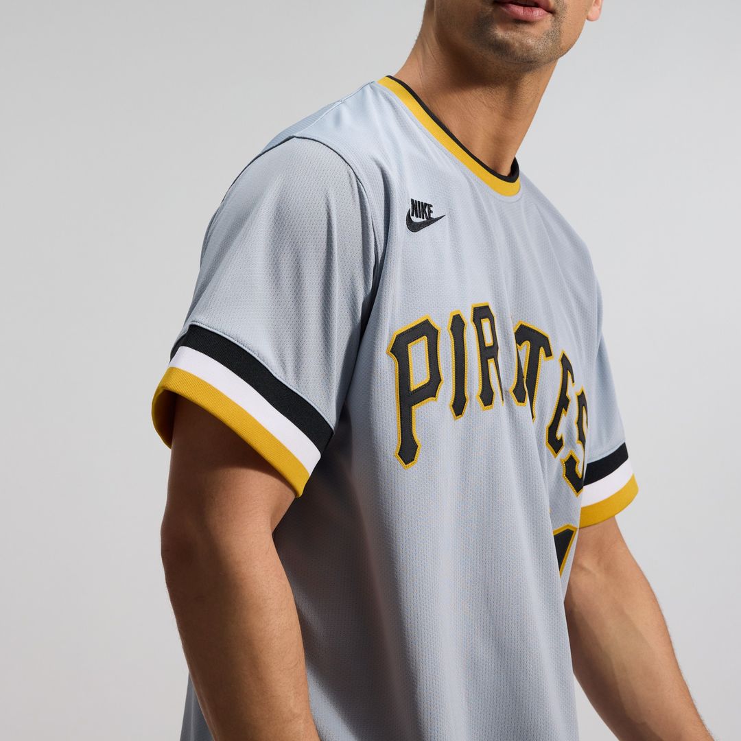 Roberto Clemente Pittsburgh Pirates Nike Throwback Cooperstown Collection Limited Jersey - Gray