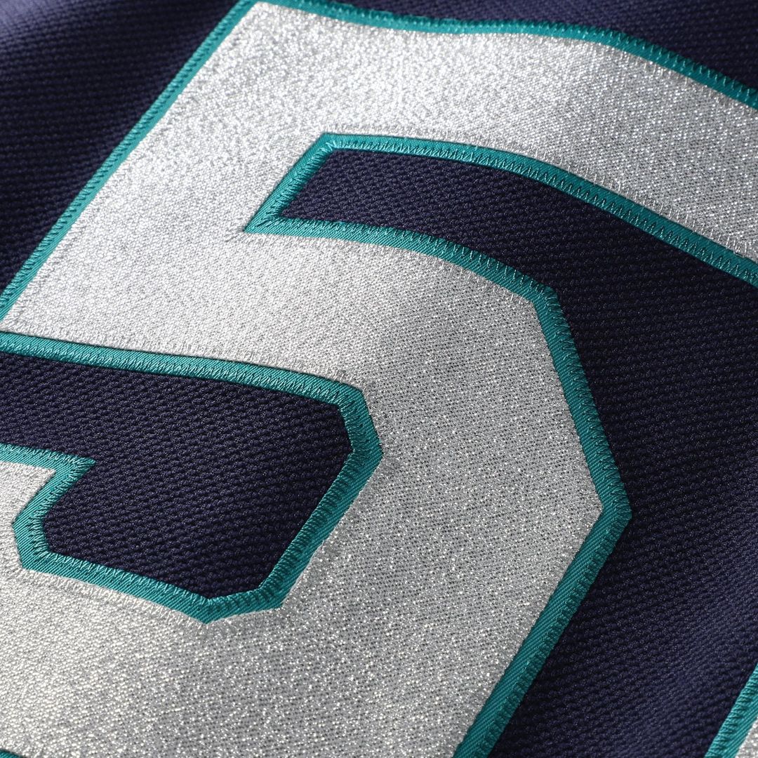 Ichiro Suzuki Seattle Mariners Mitchell & Ness 2006 Cooperstown Mesh Batting Practice Button-Up Jersey - Navy